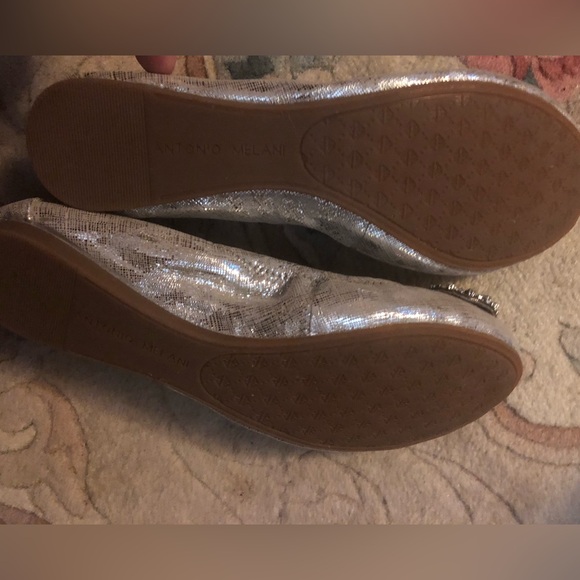 Antonio Melani Silver Embellished Ballet Flats Size 5 - Picture 5 of 7